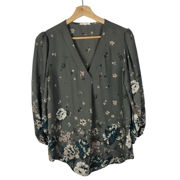 Maurices Gray & Pink Floral V-Neck Long Sleeve Blouse XS - Picture 1 of 3